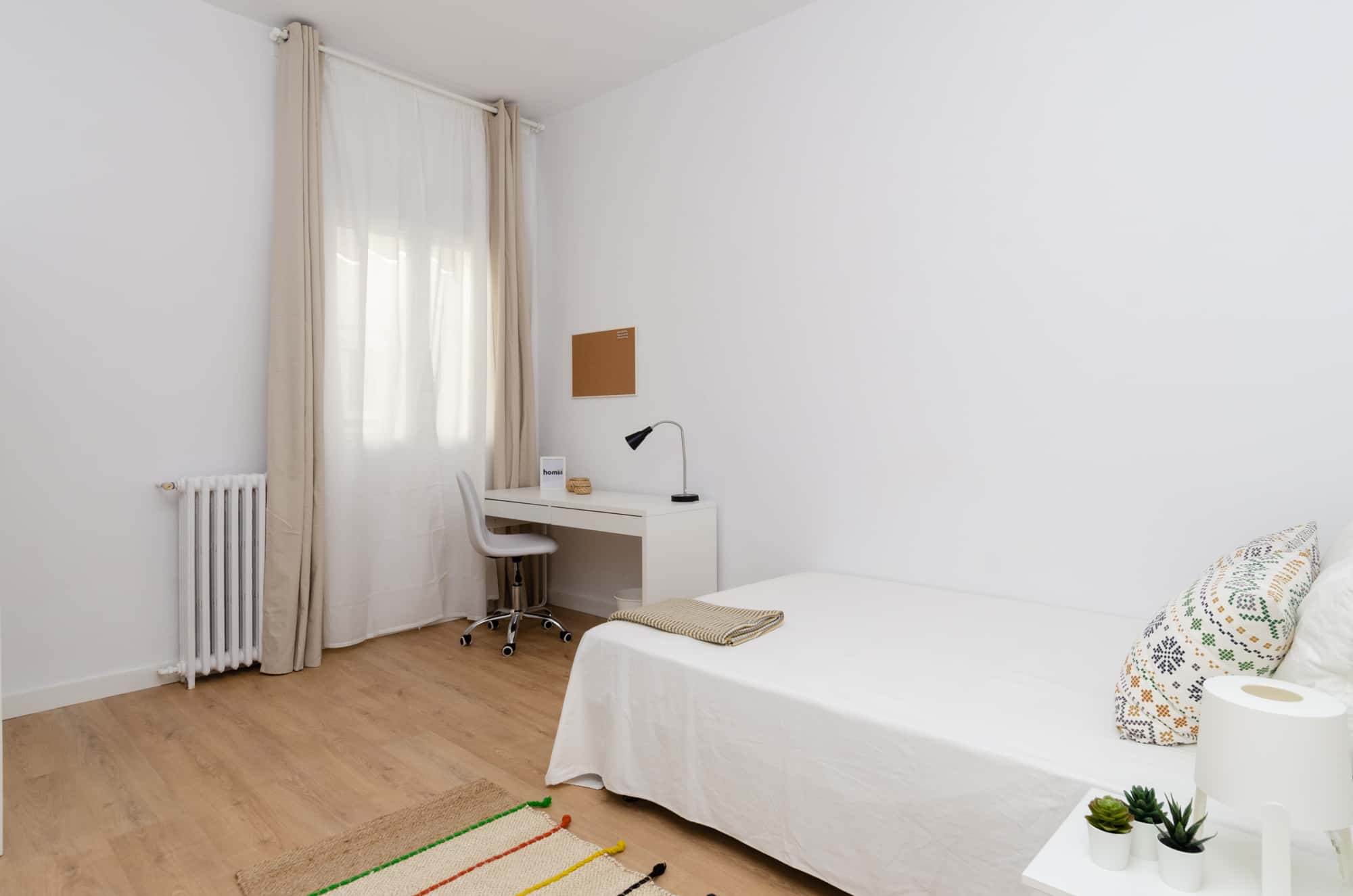 Habitación en Madrid Chamberí metro Canal  23H6