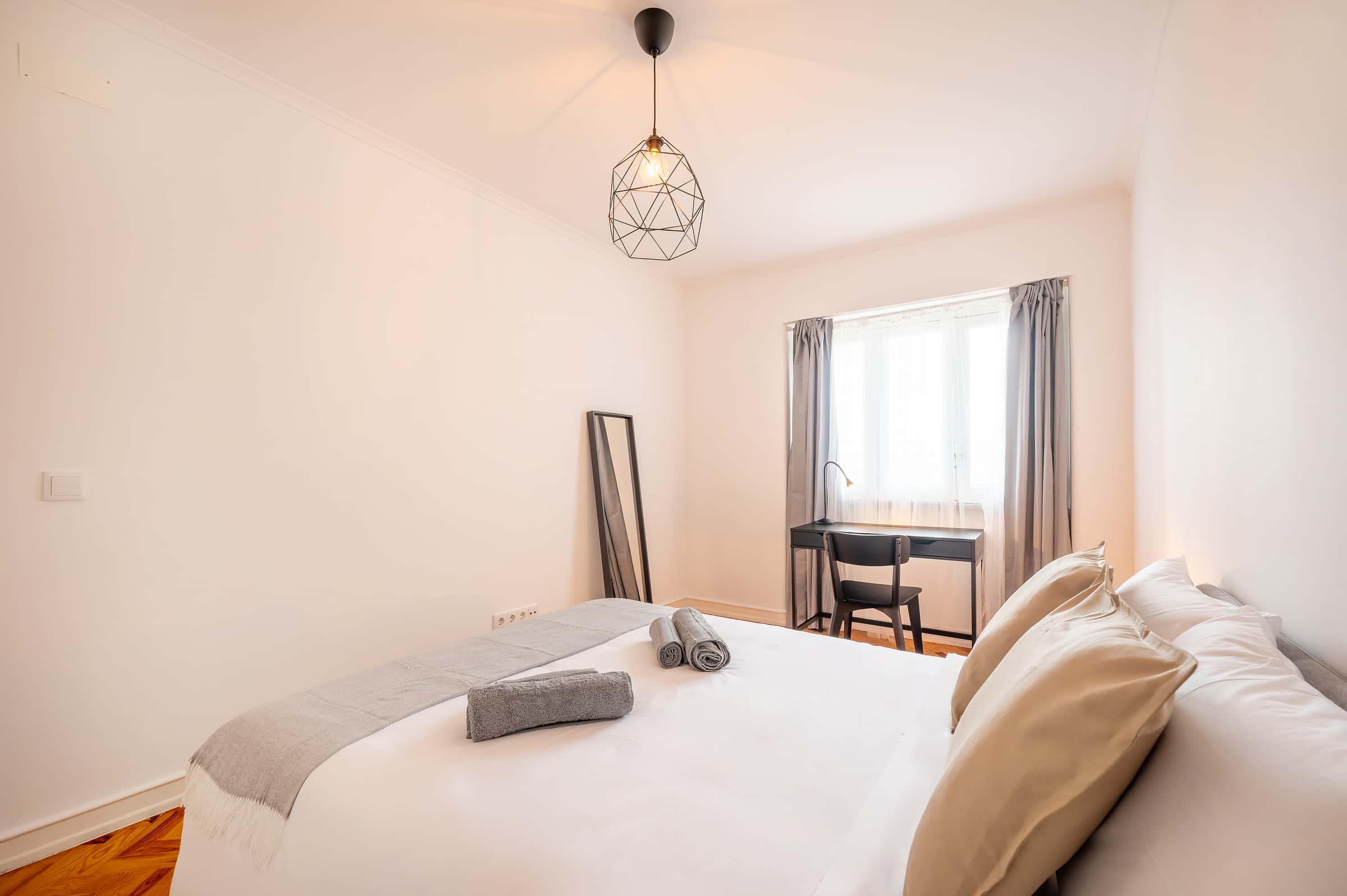 Rua Barão de Sabrosa , - Lisboa, Portugal