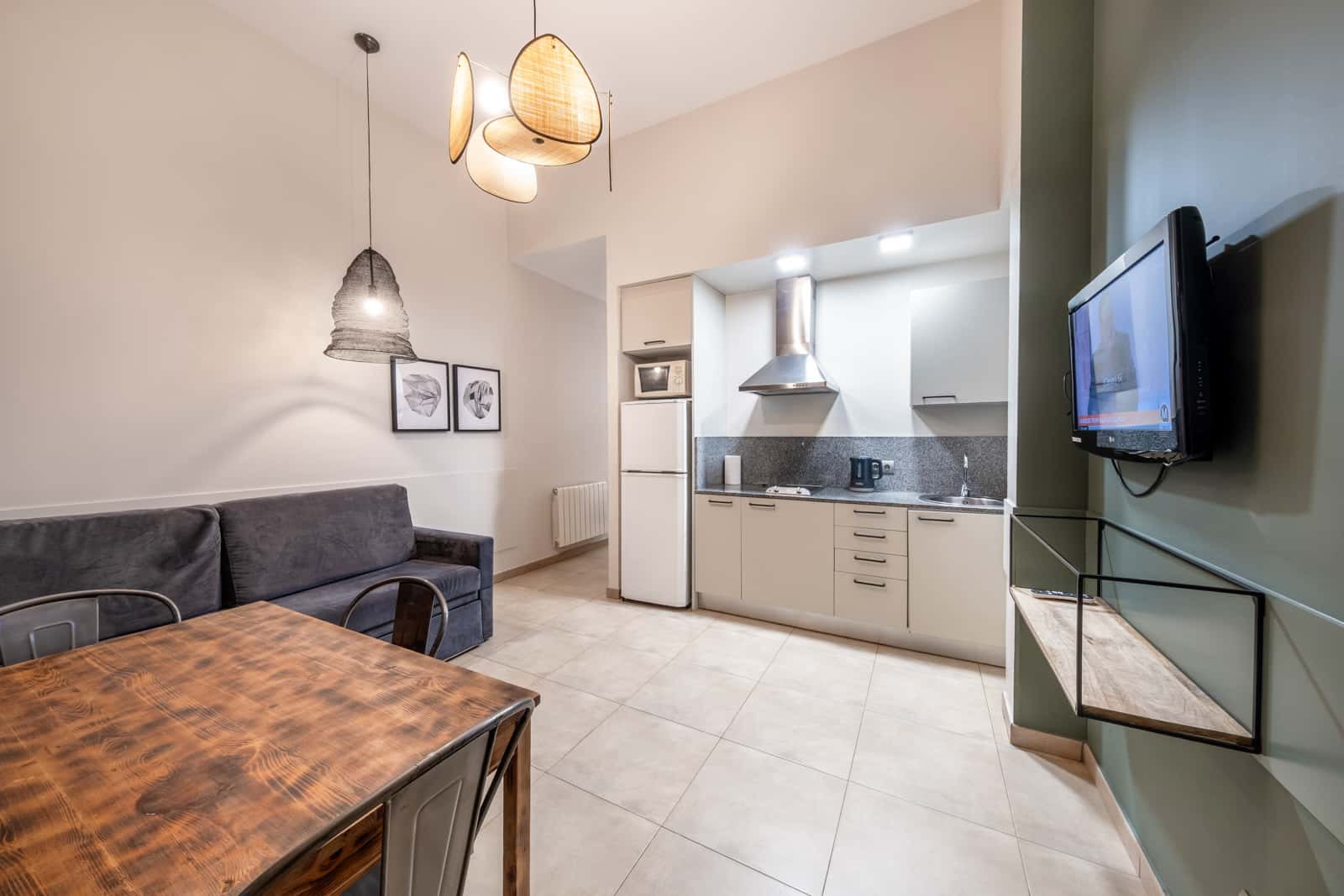 Sants Studio A7-2007 ·