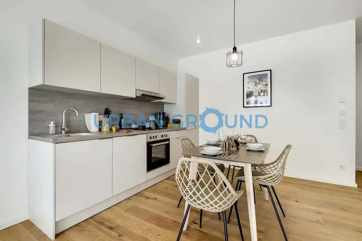 Furnished 2 room luxurious flat in Prenzlauerberg with Balcony