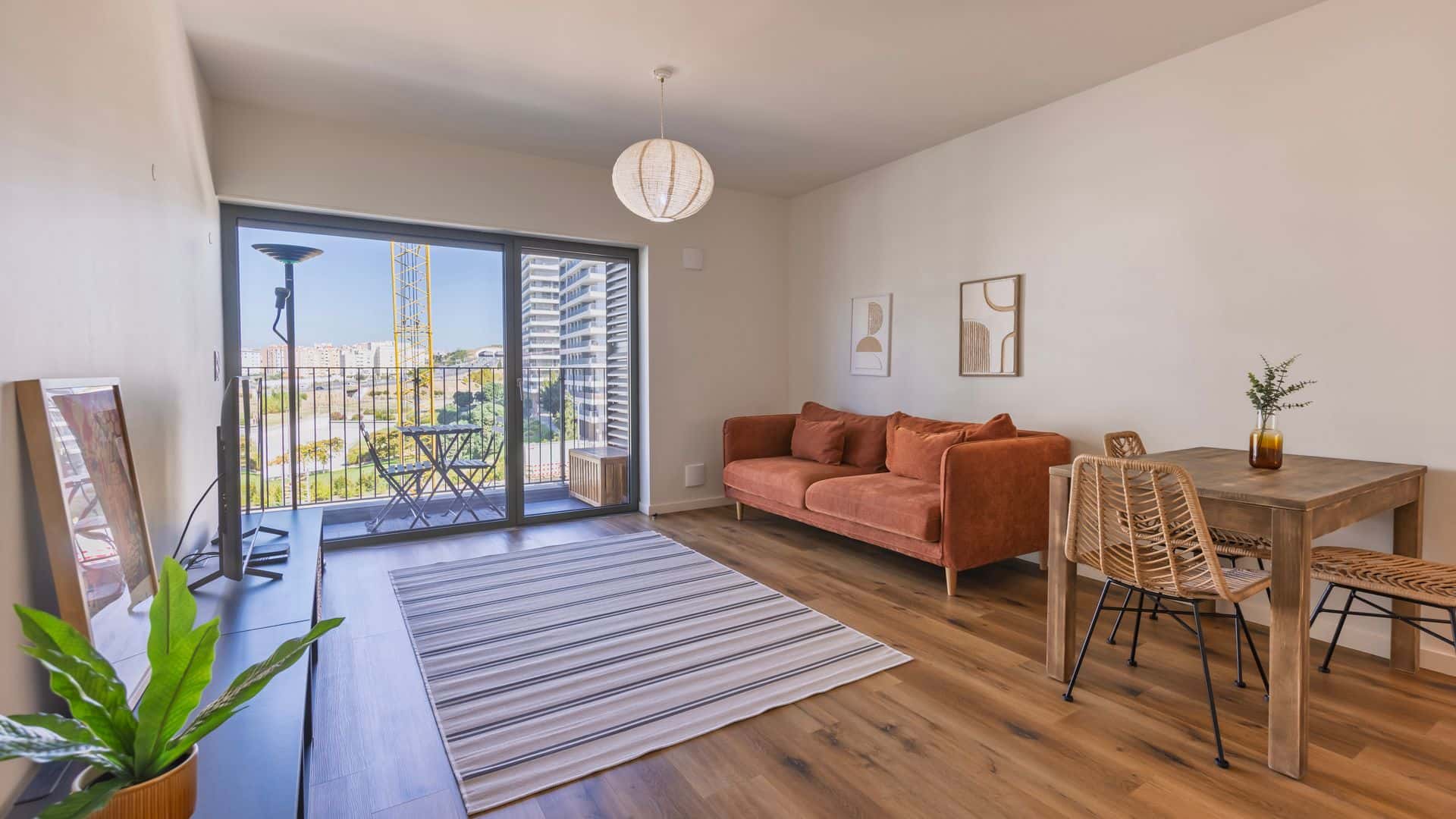 Soft Modern 1BDR Flat in Lumiar
