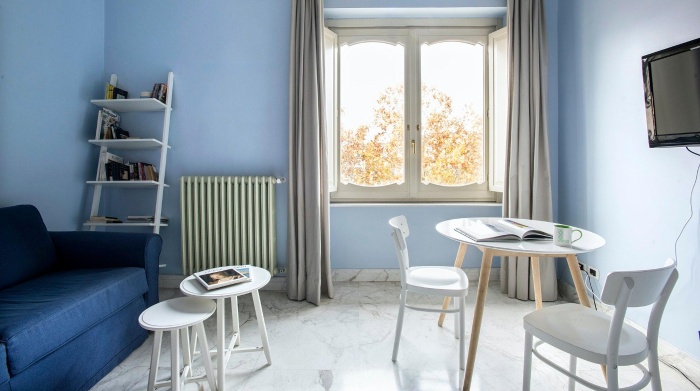 Listing photo thumbnail