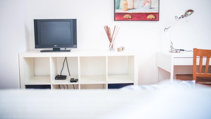 Listing photo thumbnail