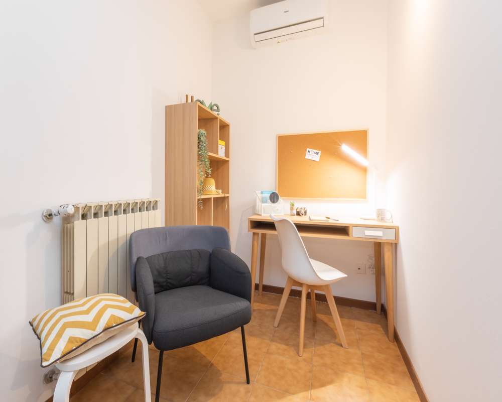 Stanza in Via dei Missaglia