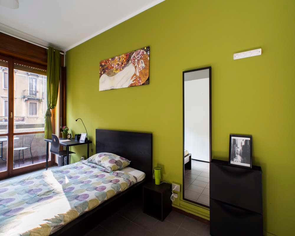 Stanza in Via Francesco Arese