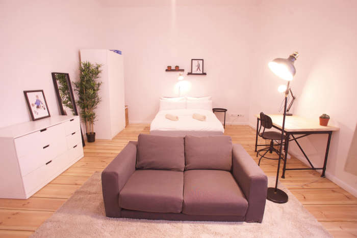 Listing photo thumbnail