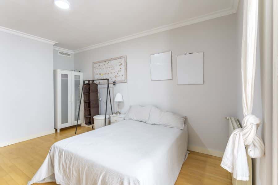 Habitación en piso de 5 habitaciones en Ciutat Vella