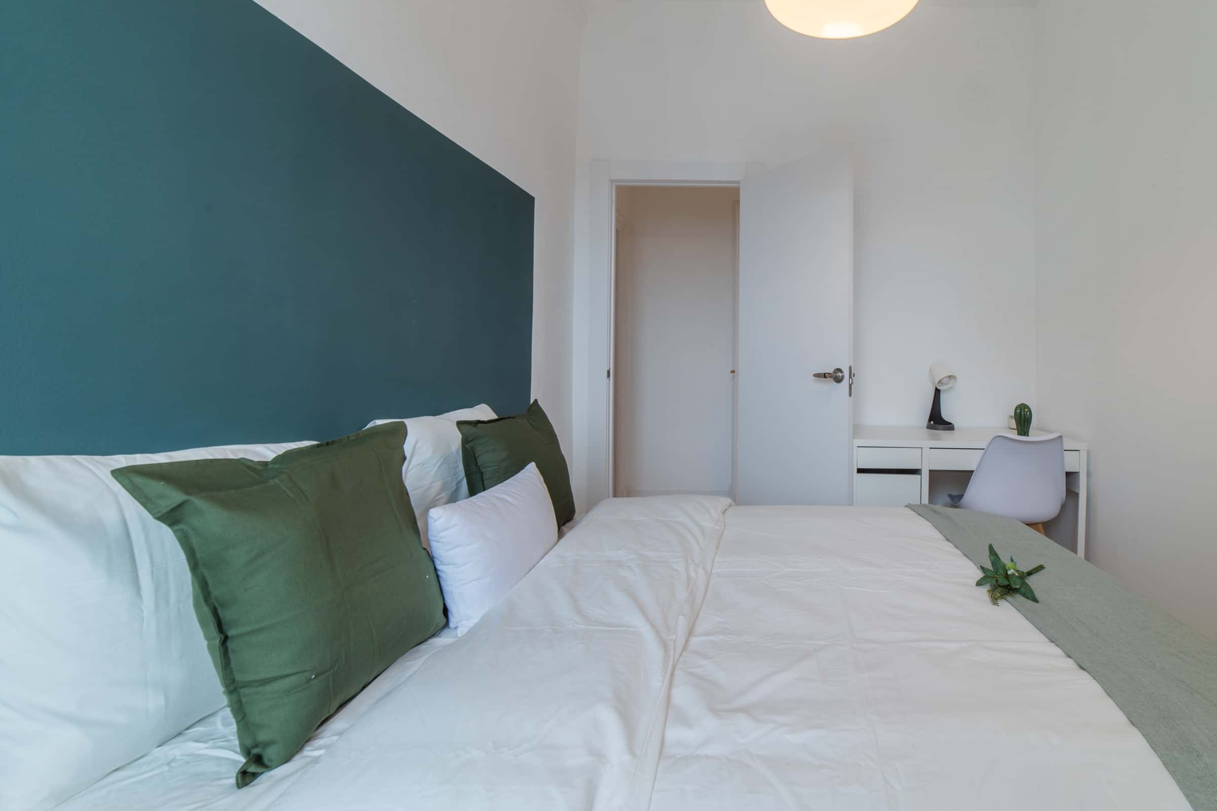 Habitacion privada en calle Santa Teresa, Madrid