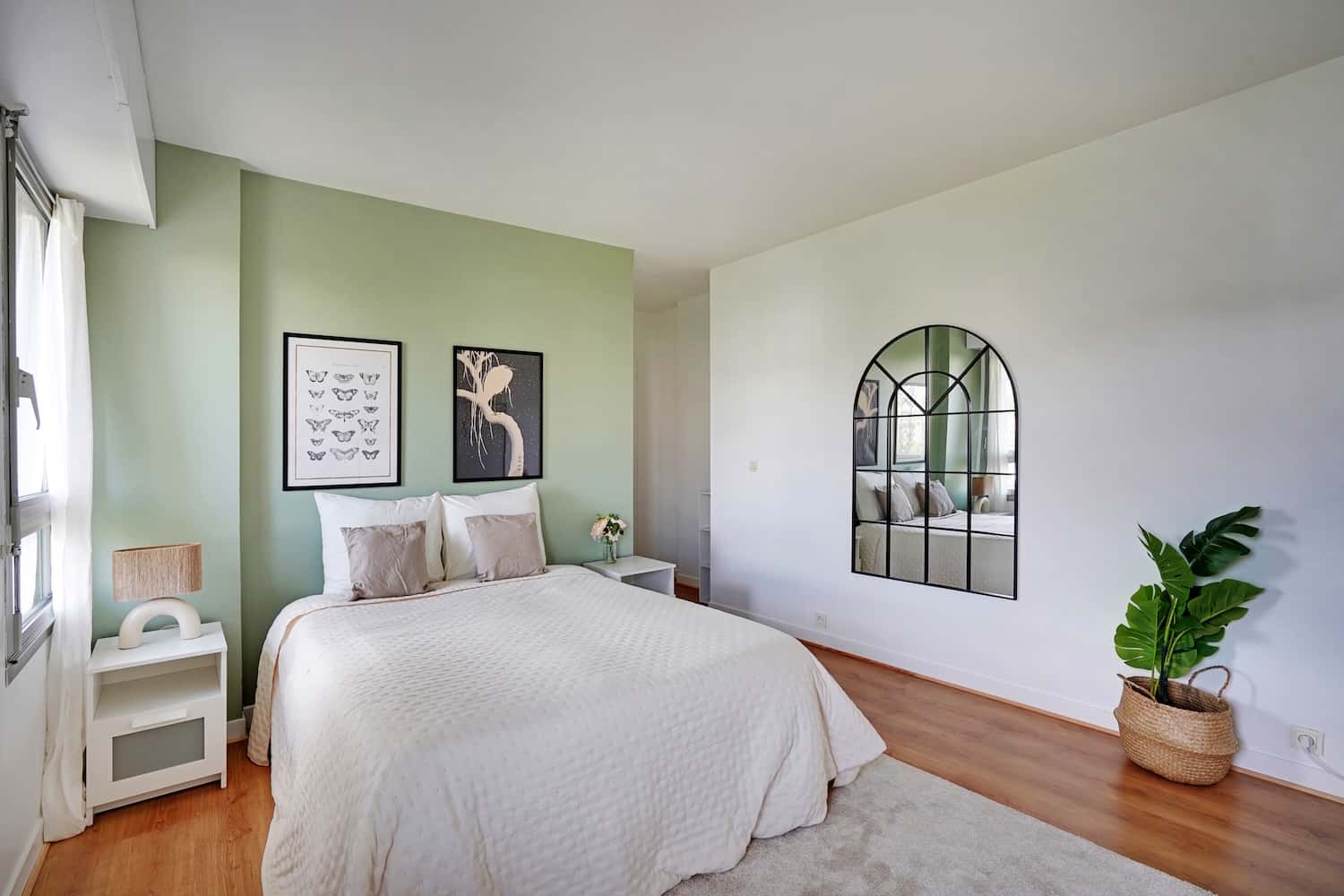 Move into this spacious 15 m² room