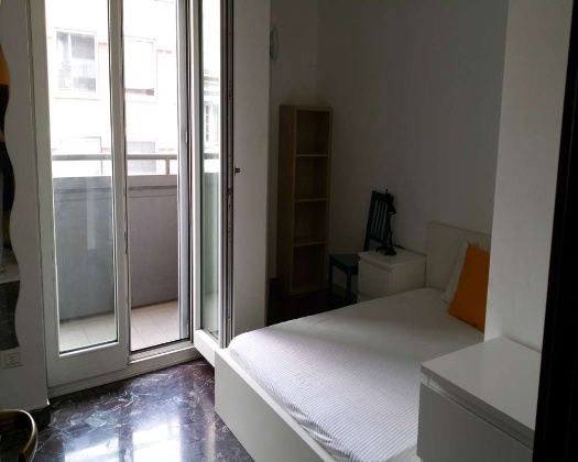 Listing photo thumbnail