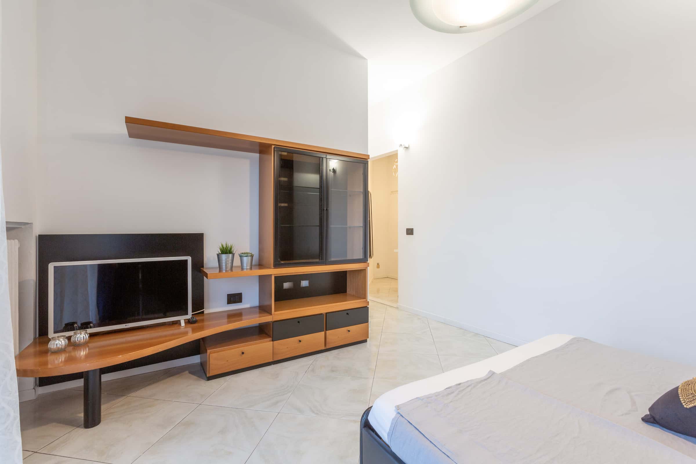 Single room Milan, 4 beds — photo 5