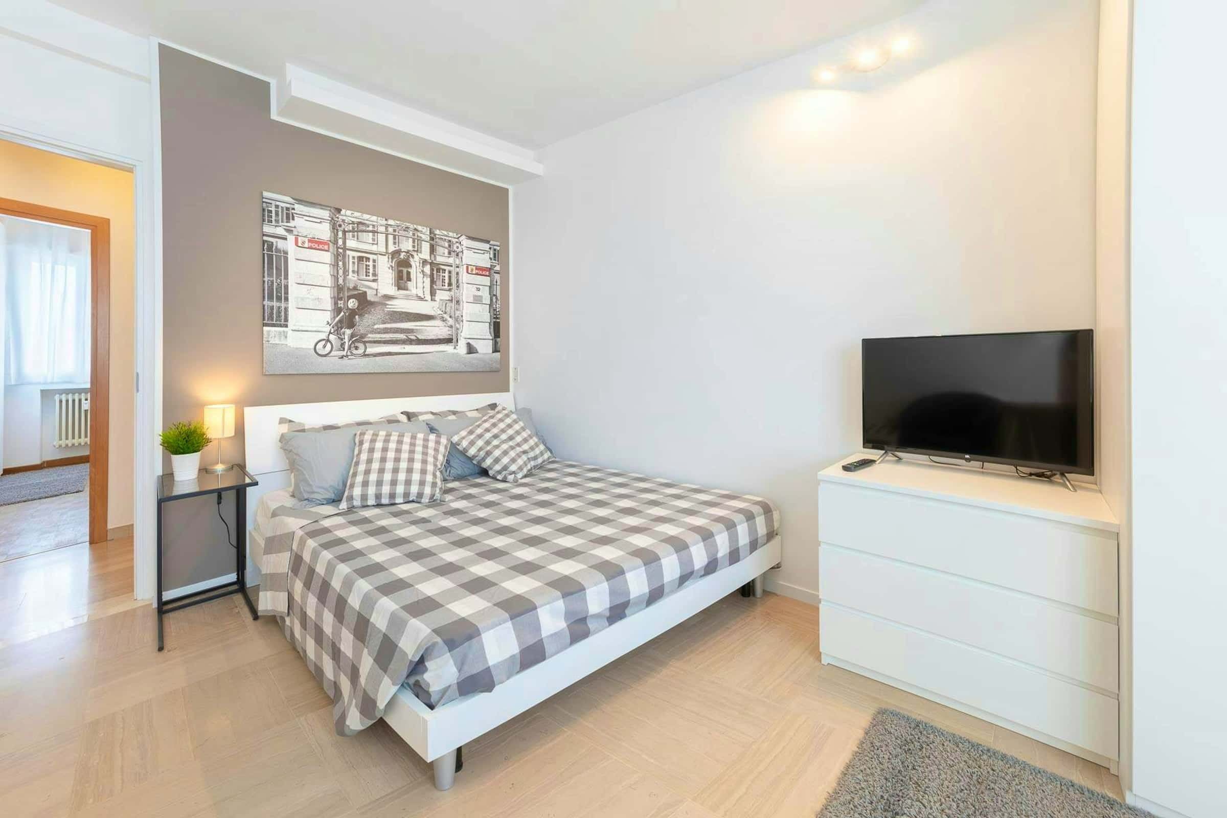 Via Giosuè Carducci - 213B