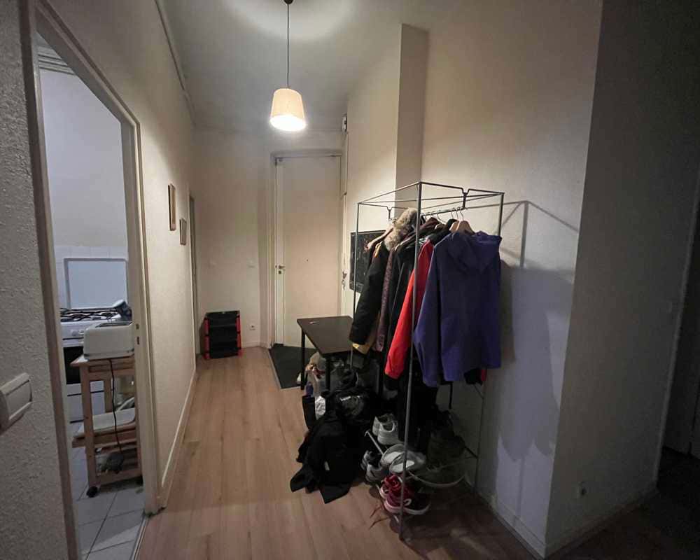 Chambre dans le rue servient