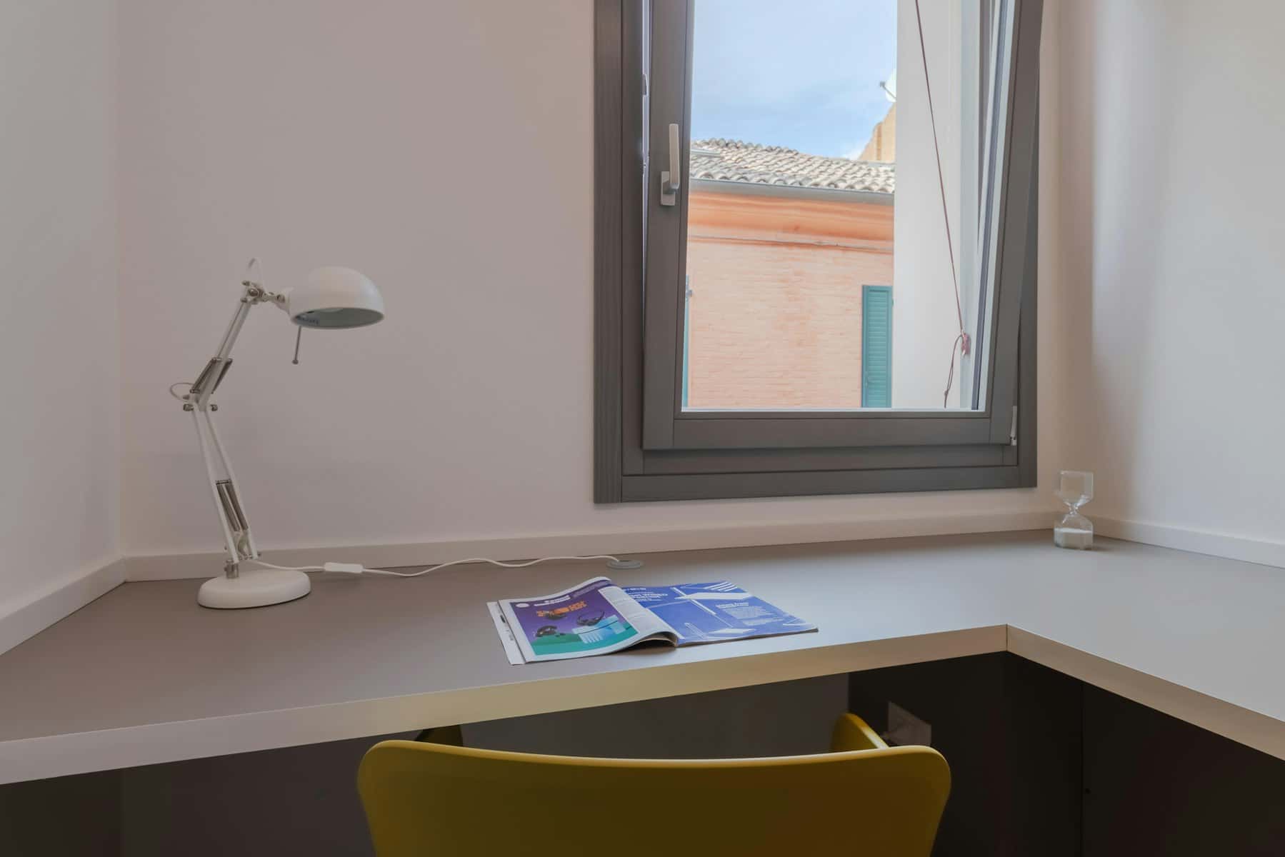 Zimmer in Via Fondobanchetto, Ferrara für 44 m² mit 3 Schlafzimmer