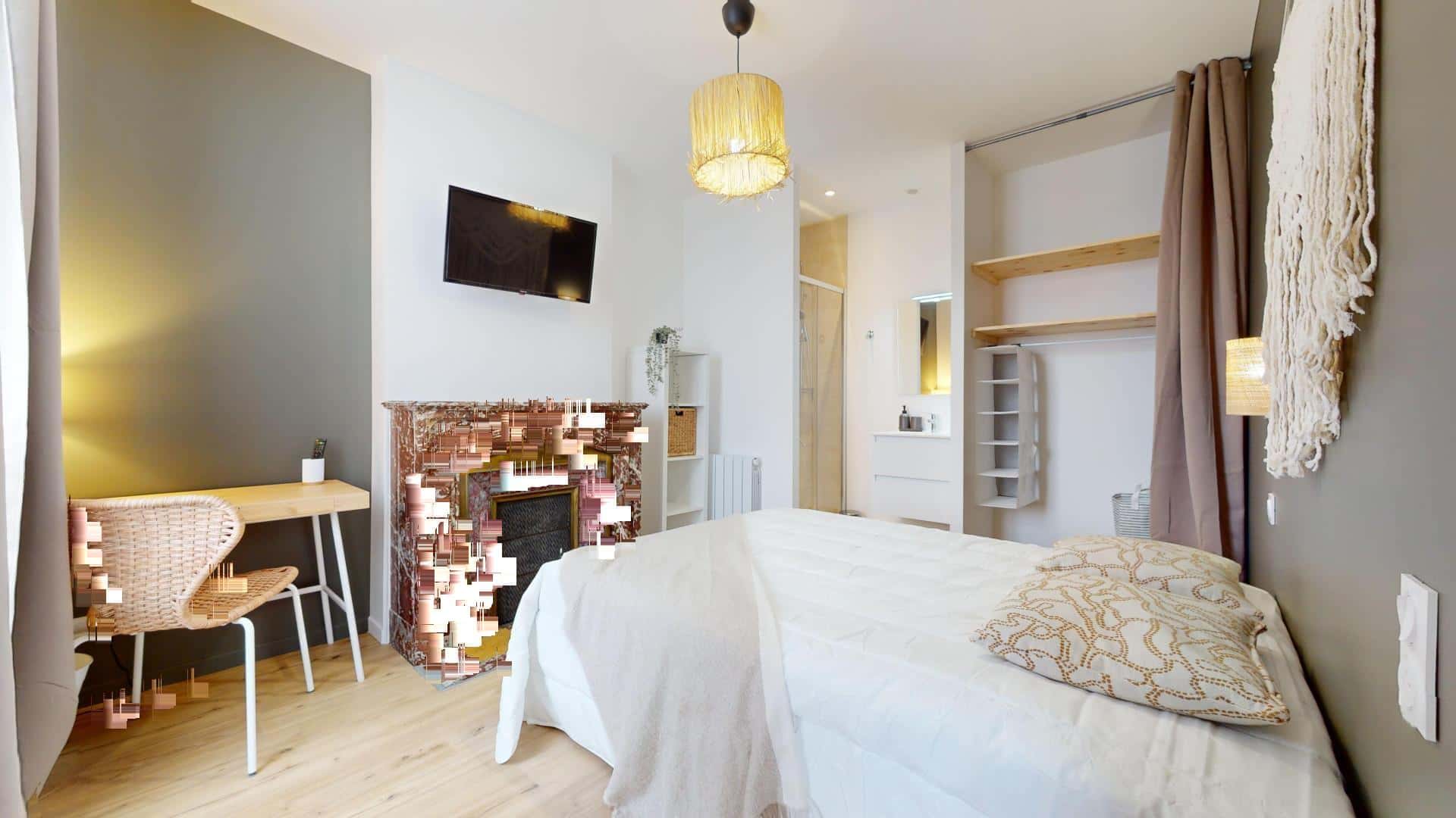 Chambre 2 - COMMANDANT MARCHAND MONTCHAT