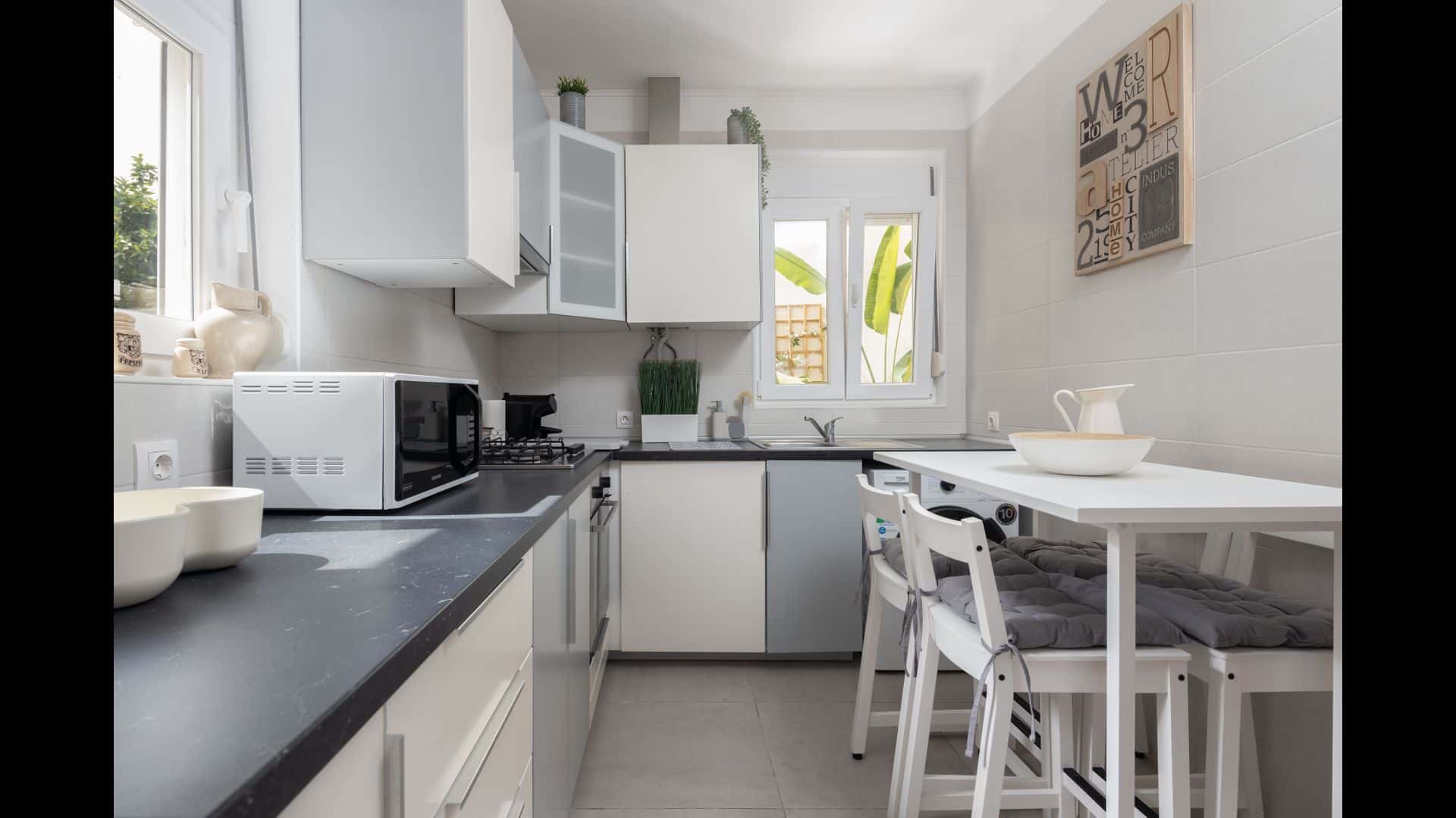 Serene 2BDR Apartment W/ Patio