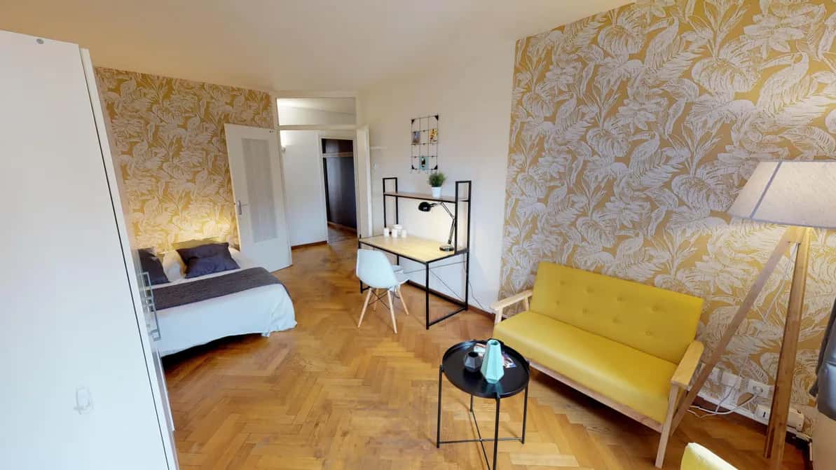 Room in Rue Garibaldi, Lyon for 113 m² with 5 bedrooms