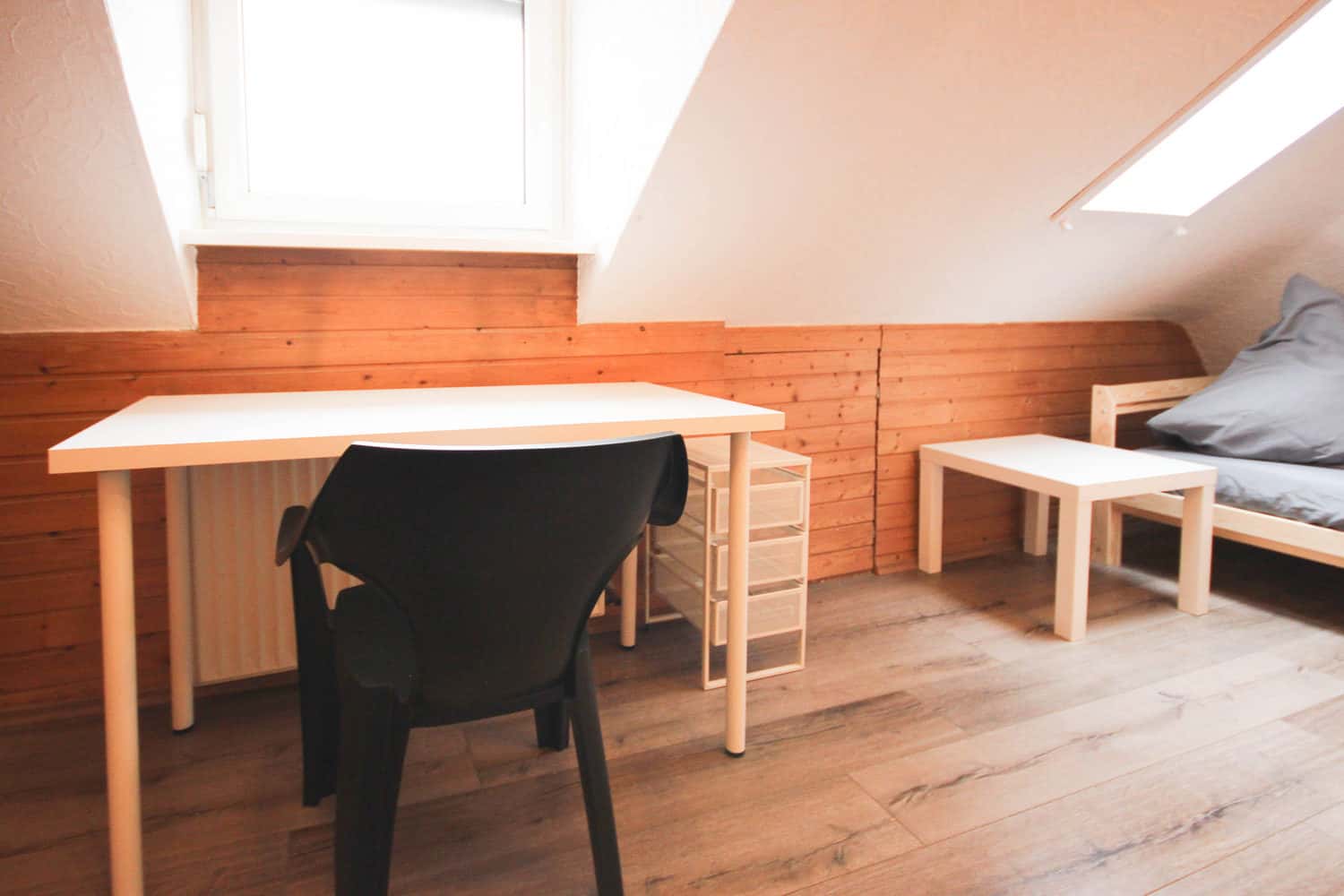 Habitación en Taubenheimstraße, Stuttgart para 55 m² con 3 dormitorios