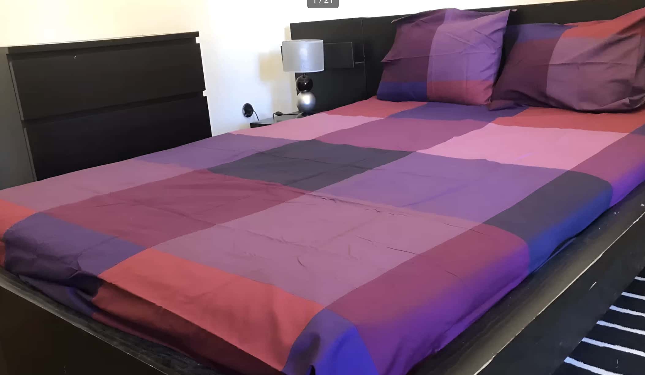 Room in a 4-bedroom apartment in Porto - Room 3