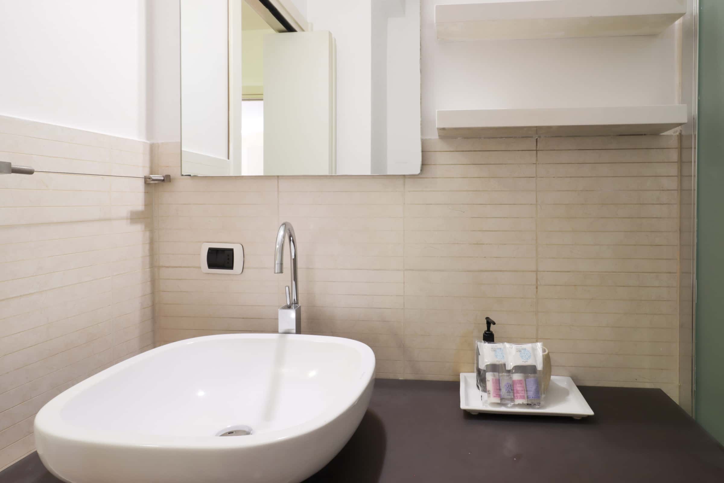 Apartment Milan — photo 17