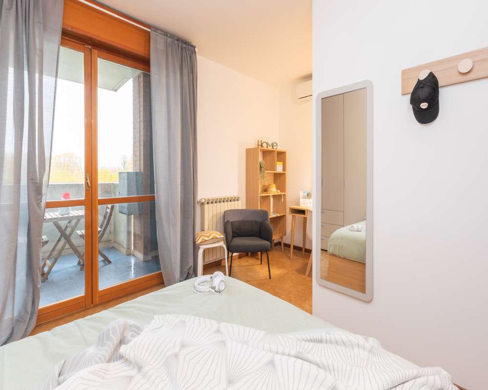 Stanza in Via dei Missaglia