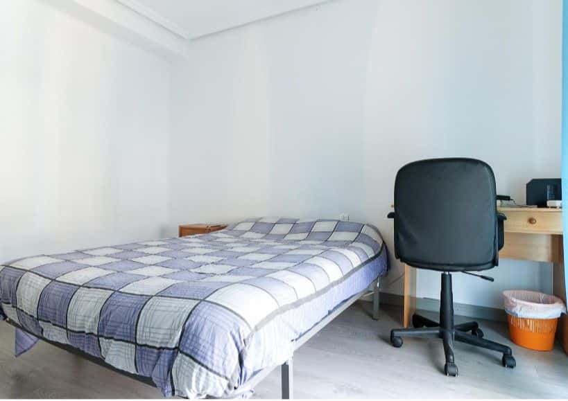 Habitación en piso de 4 habitaciones en Benimaclet