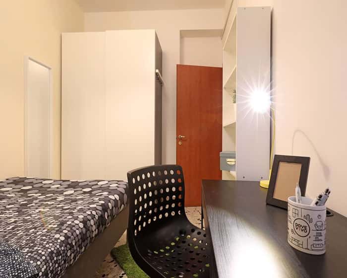 Listing photo thumbnail