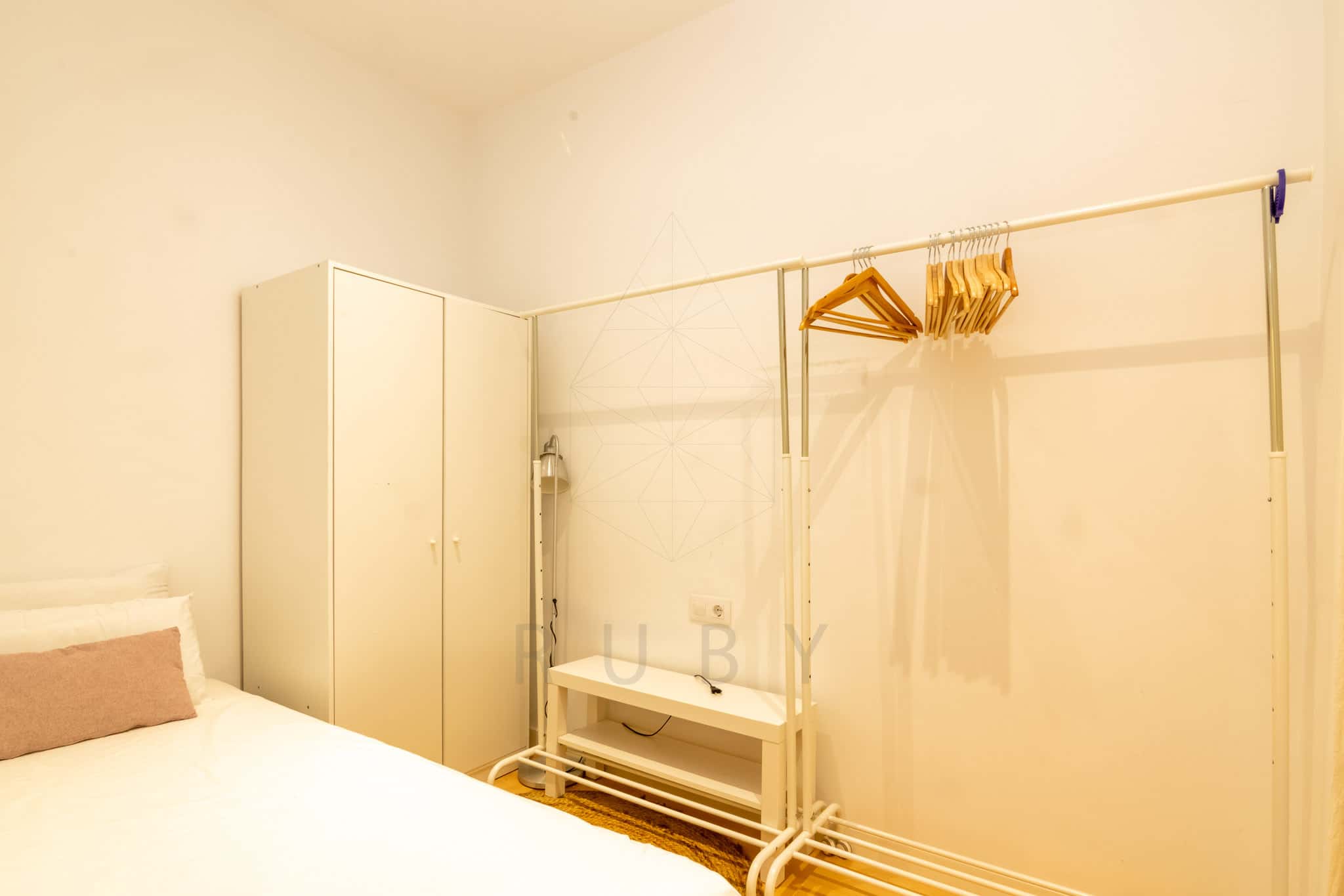 Apartment in Carrer de Pujades, Barcelona for 54 m² with 3 bedrooms