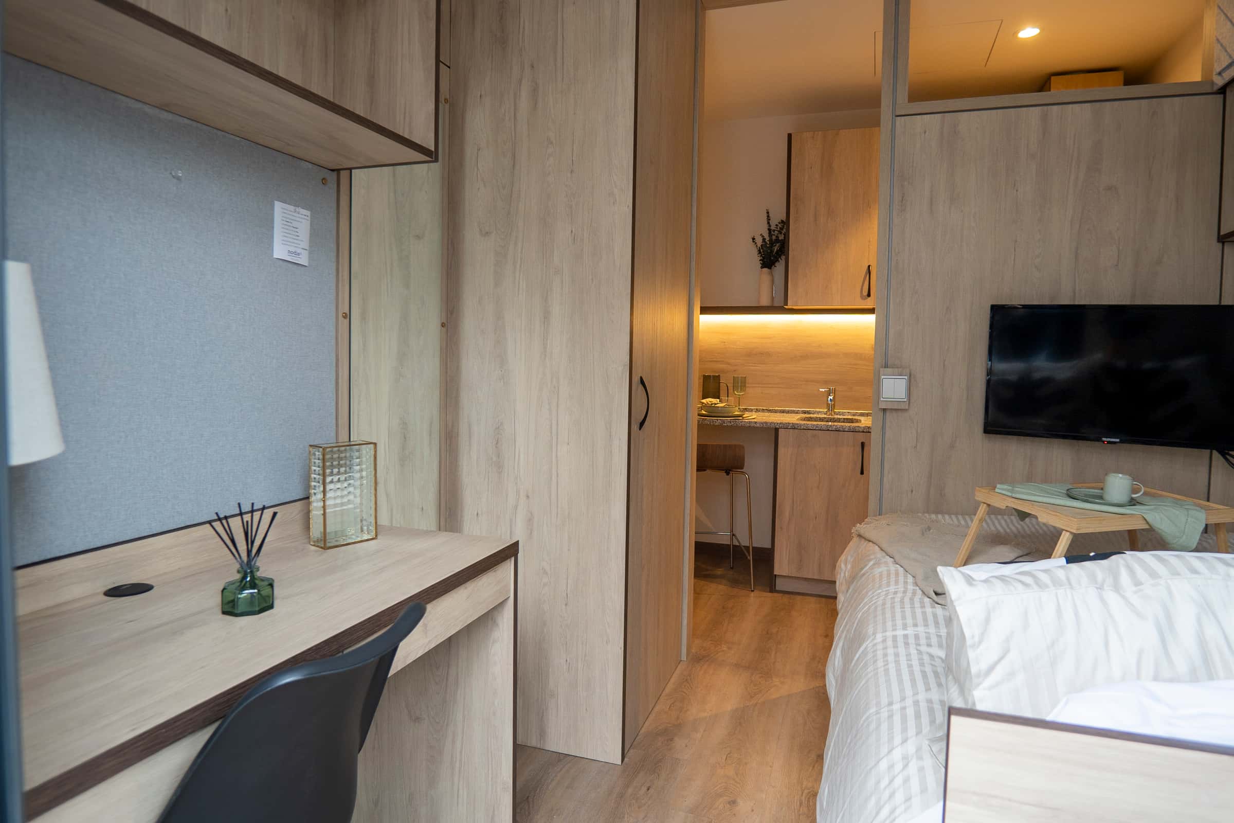 2Dio: habitación en apartamento de dos habitaciones - San Sebastian