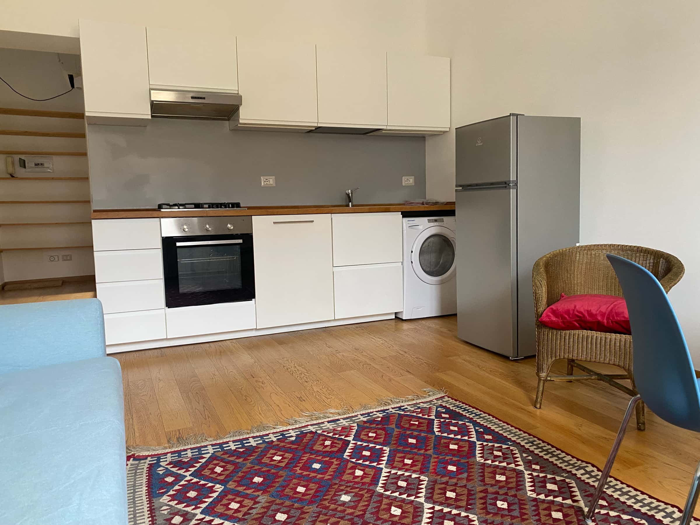 Appartamento in Via Giordano Bruno, Milano di 88 m² con 2 camere