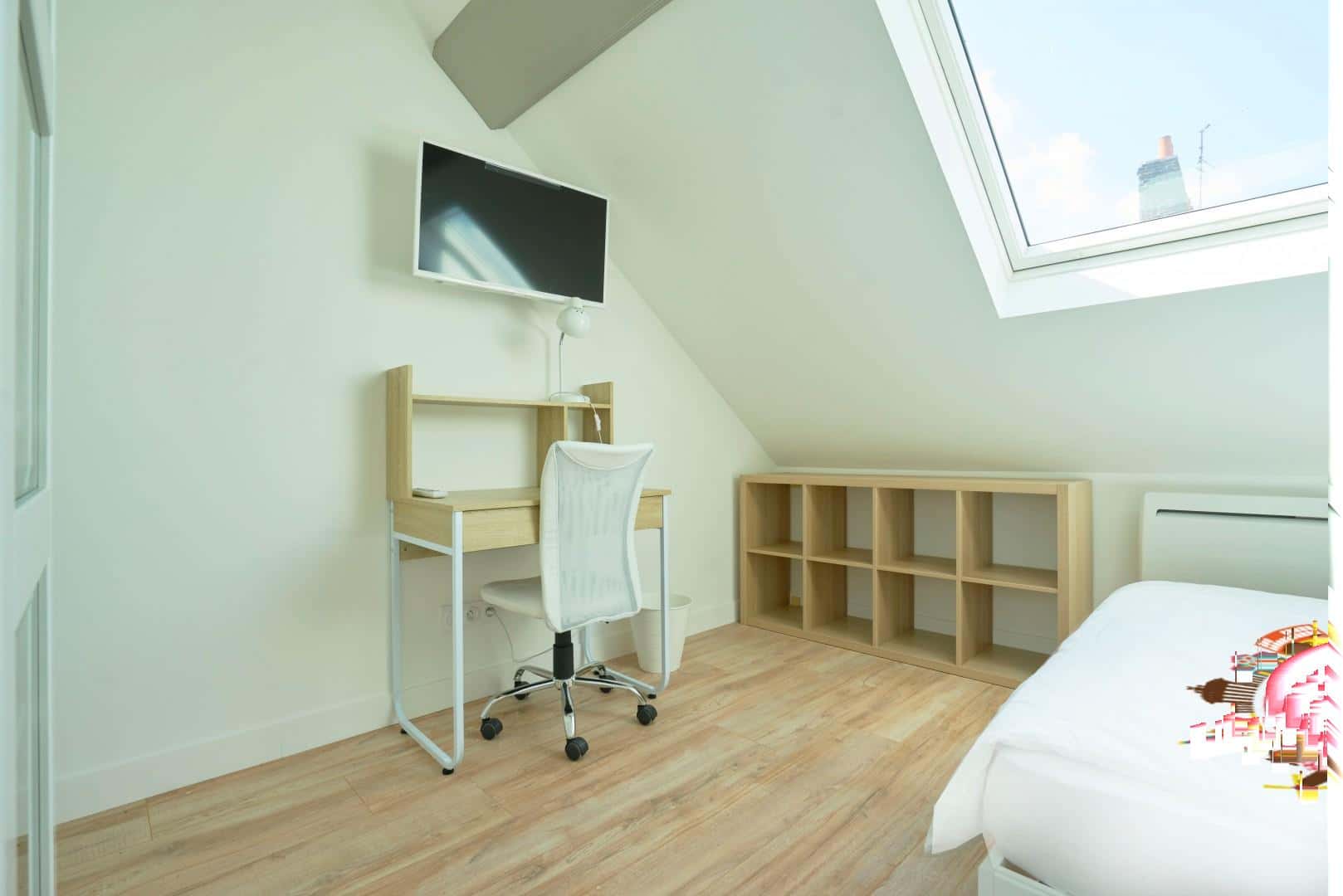 Chambre 7 - COLBERT J