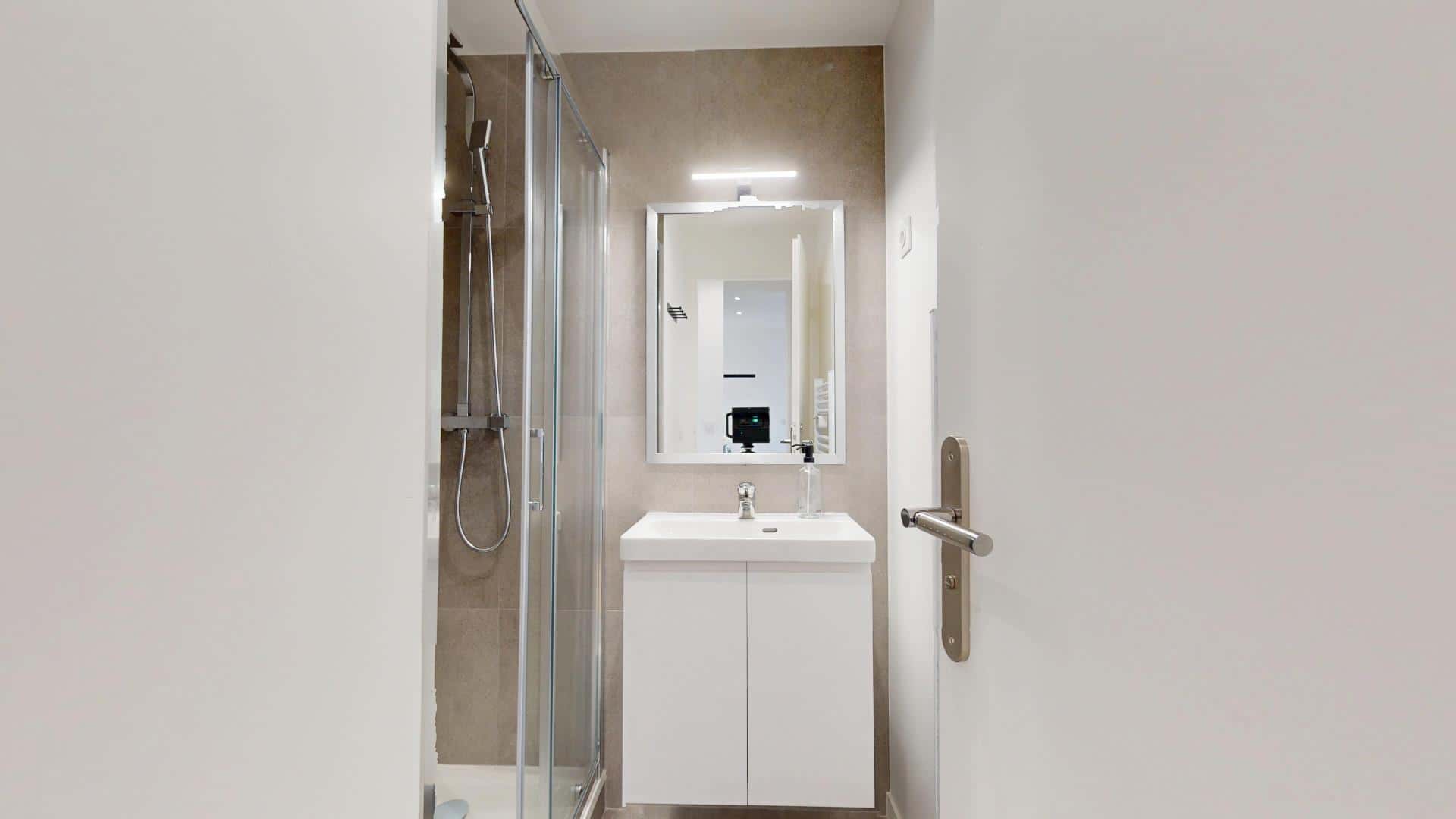 Chambre 4 - SAKAKINI