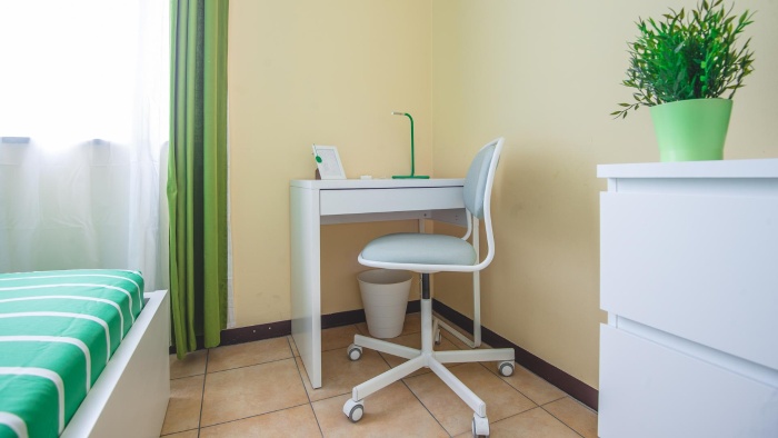 Listing photo thumbnail