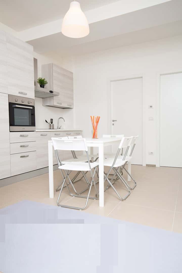 Corso d'Agusto,73 - Stanza 30