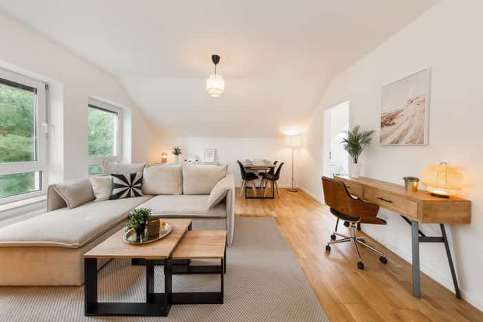 Listing photo thumbnail