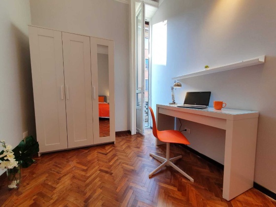 Listing photo thumbnail