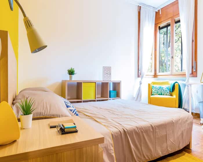 Listing photo thumbnail