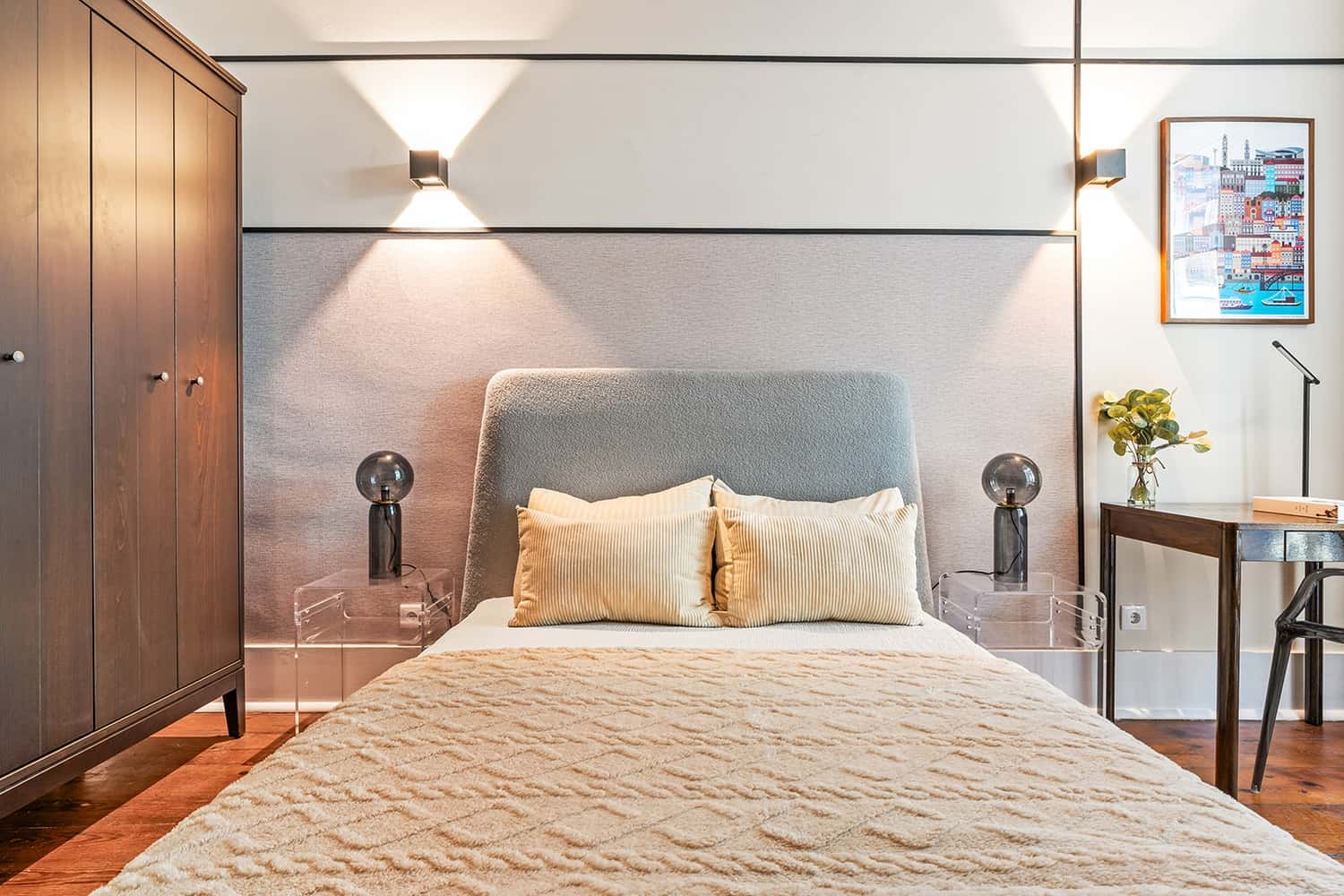 Room 2  - 83. Rua da Emenda 111 1