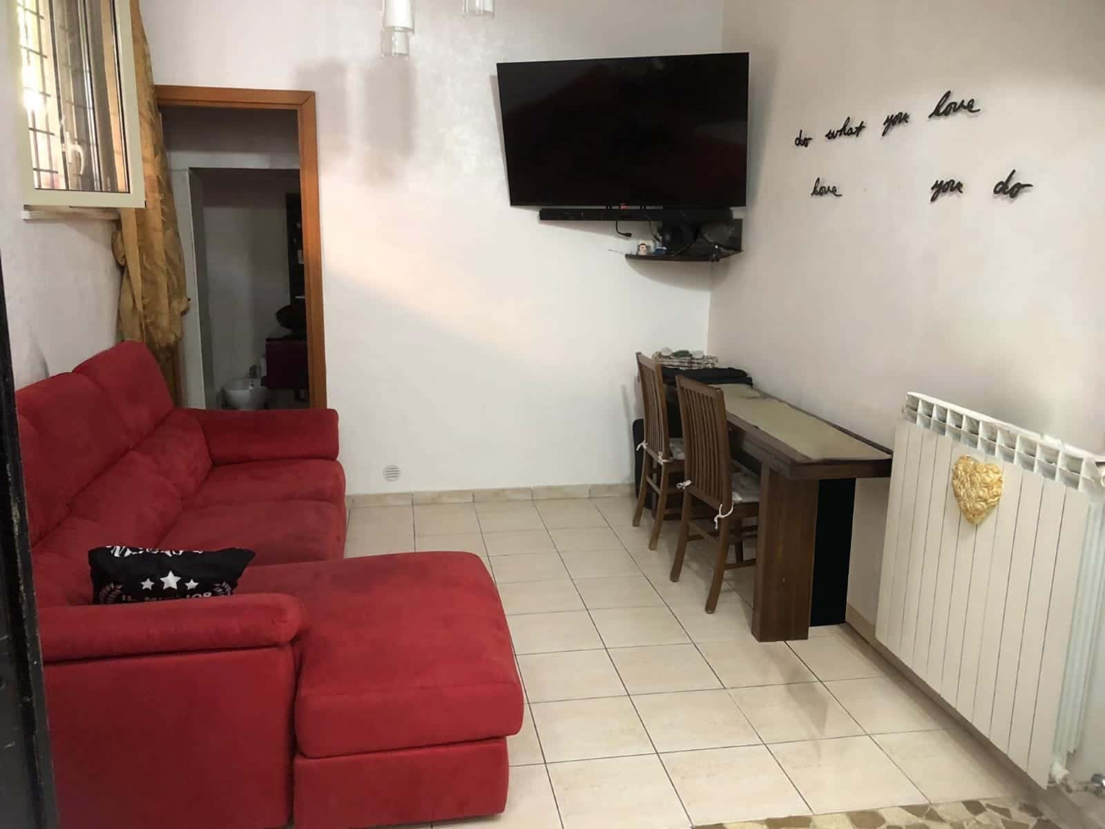 Apartamento em Via Francolise, Colle dei Pini para 54 m² com 1 quarto