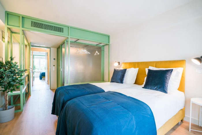 Listing photo thumbnail