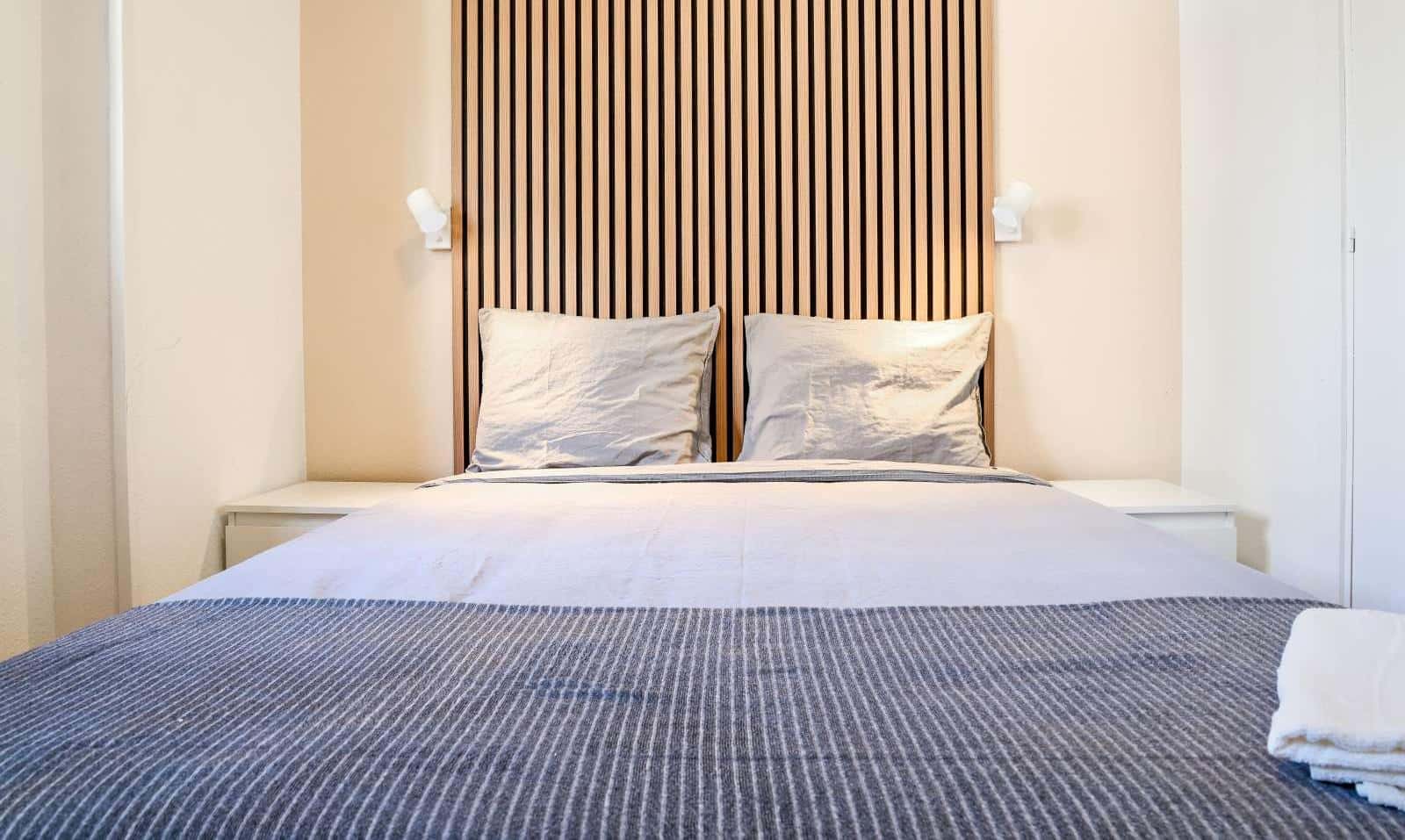 Double bed in Rooms for rent in Madrid