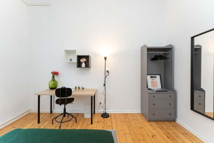 Listing photo thumbnail