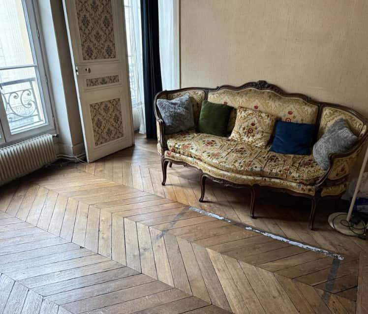 Location meublée appartement 2 pièces 45 m² Paris 9E
