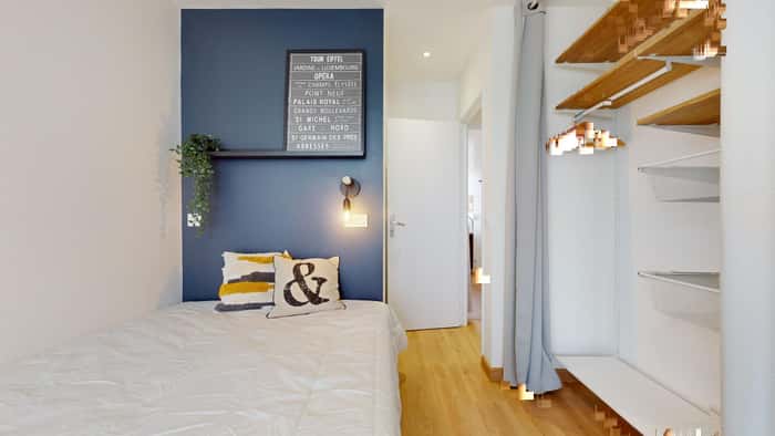 Listing photo thumbnail