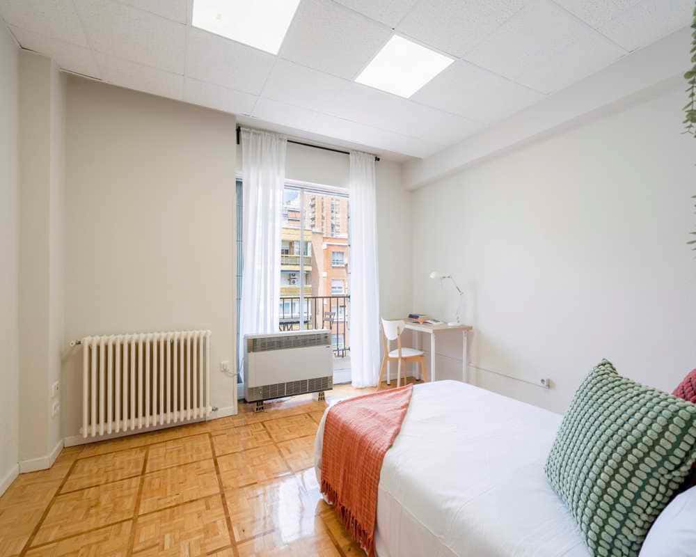 Habitación individual en la Paseo de la Castellana