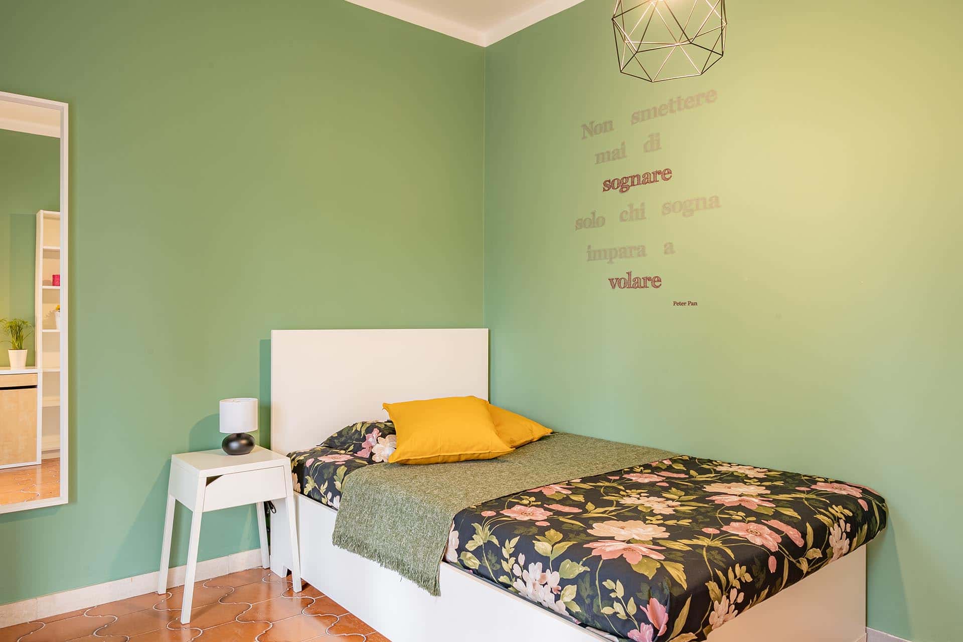 largo caccia dominoni 5  private room s1