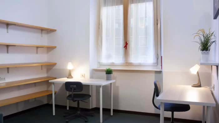 Listing photo thumbnail