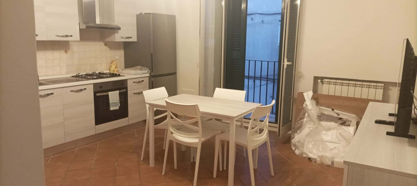 Appartement dans Via Matteo Renato Imbriani, Napoli pour 70 m² avec 1 chambre