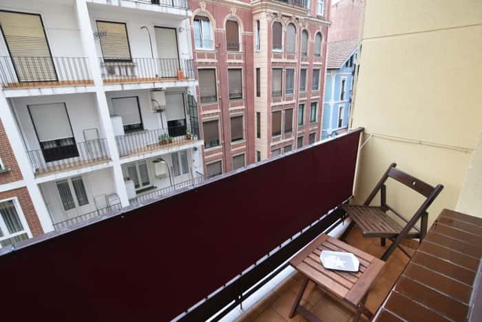 Listing photo thumbnail