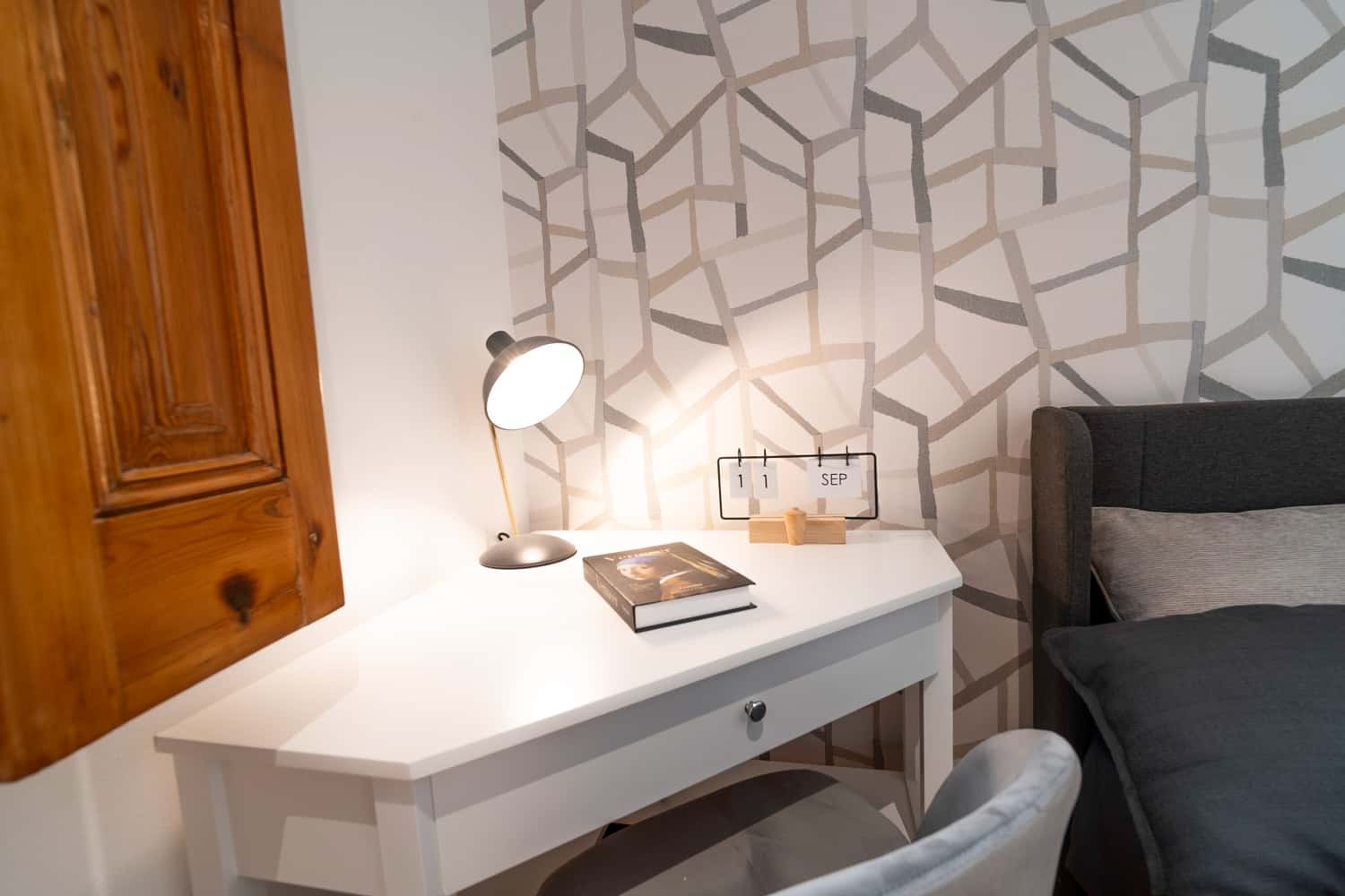 Room 9 - 105. Avenida da Liberdade 262 5D